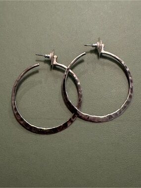 Silpada Hammered Sterling Silver Hoop Post Earrings. Style number P1287 Retired
